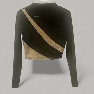 Chic Black and Gold Women's Crop Top